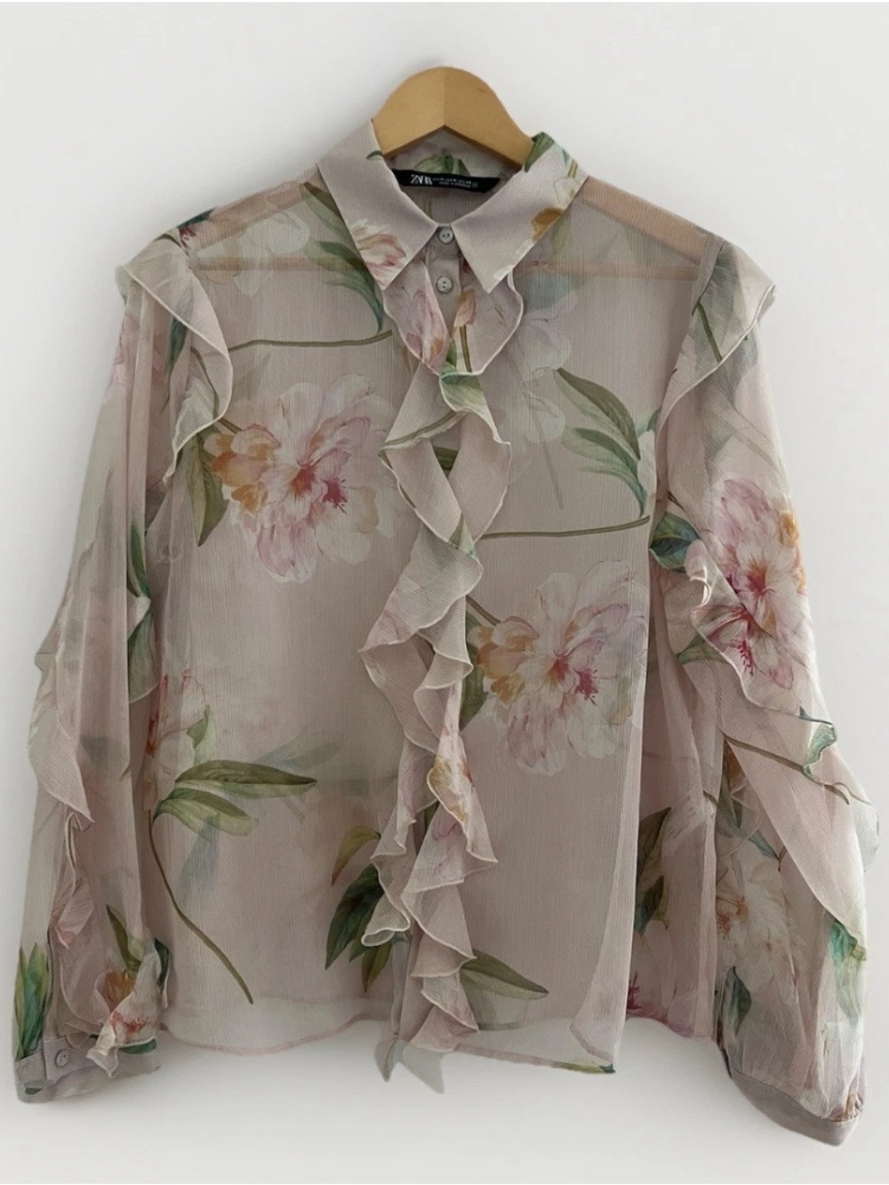 Zara Pale Pink Floral Ruffle Button-Up Blouse Medium